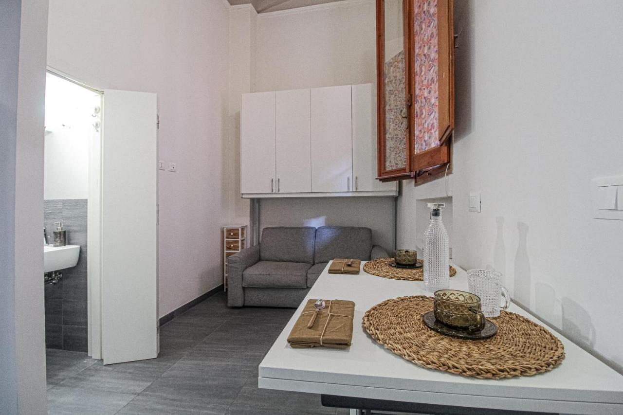 בולוניה San Pietro Apartment מראה חיצוני תמונה