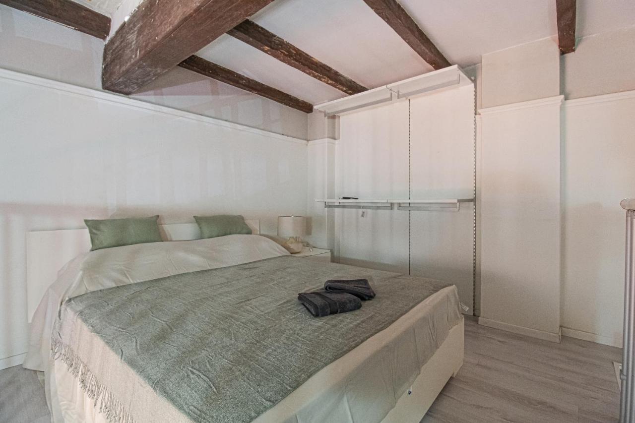 בולוניה San Pietro Apartment מראה חיצוני תמונה